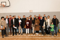 Familia de Alberto Areces con profesores de la Facultad de CC del Deporte y la Educación Física